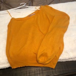 One shoulder sweater